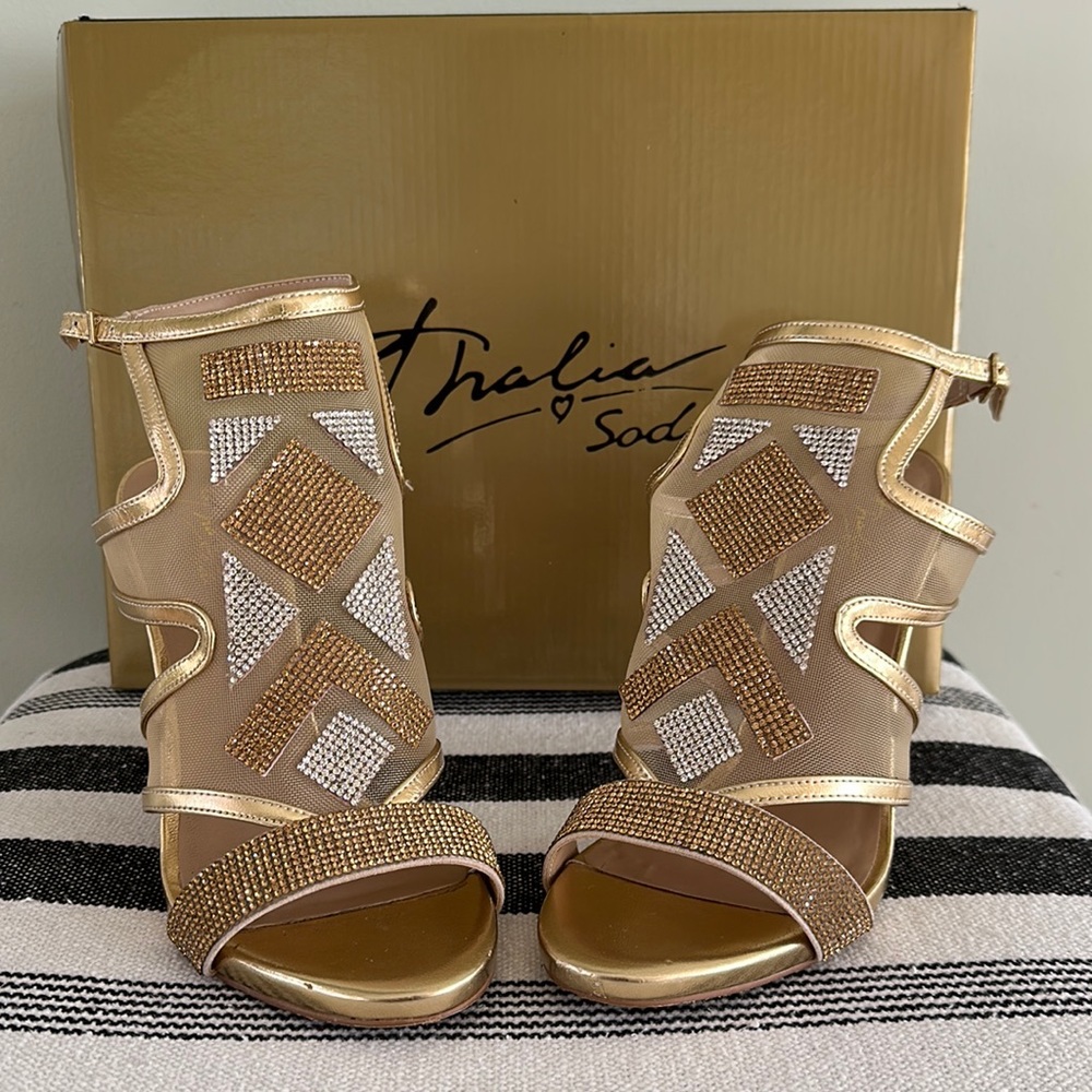 Thalia Sodi Heels 💎
